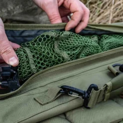 KORUM Folding Triangle Latex Landing Net Head -Korum korum folding triangle latex landing net head 2