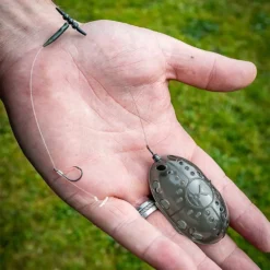 KORUM Grub Swivel Feeder -Korum korum grub swivel feeder 5